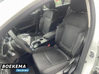 Renault Mégane Estate 1.2 TCe Zen Navigatie Cruise Climate picture 17