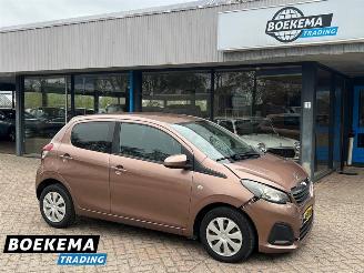 krockskadad bil auto Peugeot 108 1.0 e-VTi Active Airco PDC 5-Deurs 2014/11
