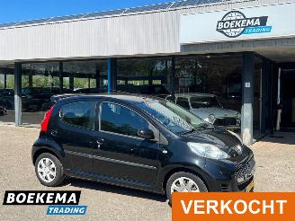 krockskadad bil auto Peugeot 107 1.0-12V XS Airco 5-Drs Elek-pakket 2010/6