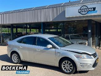 krockskadad bil auto Ford Mondeo 2.0 TDCi Titanium Navigatie Climate Cruise PDC Trekh. 2011/3