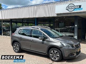 damaged passenger cars Peugeot 2008 1.2 PT Allure Navigatie Stoelverw. Climate Cruise 2017/7