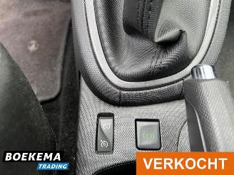 Renault Clio Estate 0.9 TCe Dynamique Navigatie Keyless Airco Cruise picture 24