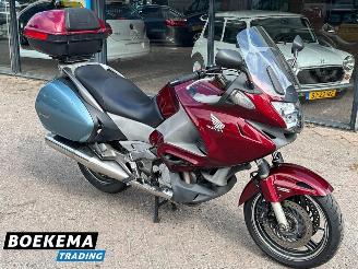Honda NT 700 Deauville ABS picture 2