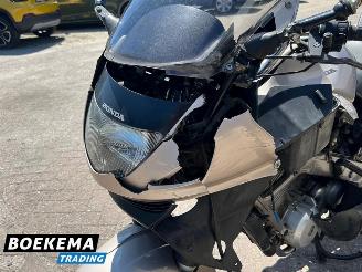 Honda NT 650 Deauville picture 6