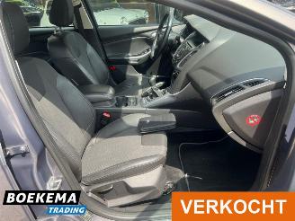 Ford Focus 1.6 TI-VCT First Edition Navigatie Stoelverw. Cruise picture 20