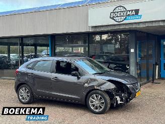 krockskadad bil auto Suzuki Baleno 1.2 Exclusive Airco Stoelverwarming Cruise 2017/4