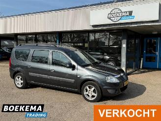 Unfallwagen Dacia Logan MCV 1.6 16V Lauréate 7-Persoons Airco 2010/4