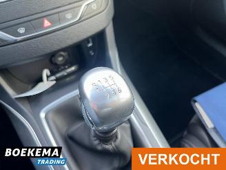 Peugeot 308 SW 1.2 e-THP Première Pano Navi Clima Cruise picture 27