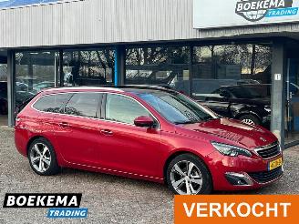 skadebil auto Peugeot 308 SW 1.2 e-THP Première Pano Navi Clima Cruise 2015/1