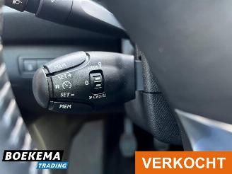 Peugeot 308 SW 1.2 e-THP Première Pano Navi Clima Cruise picture 23