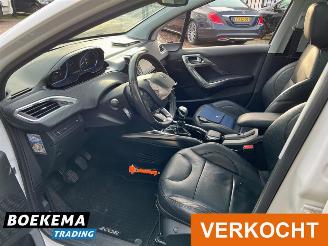 Peugeot 2008 1.6 e-HDi Executive Pano Navi Leder SHZ picture 16