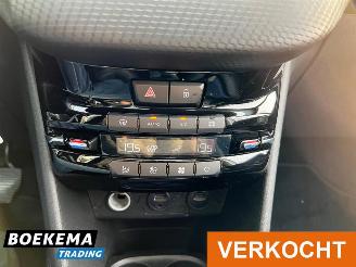 Peugeot 2008 1.6 e-HDi Executive Pano Navi Leder SHZ picture 22