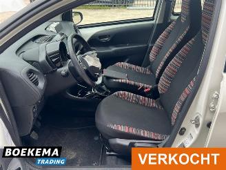 Citroën C1 1.0 VTi Shine Navigatie Airco Camera picture 18