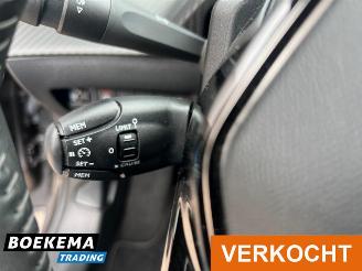 Peugeot 208 1.2 PureTech Active Navigatie Climate Cruise picture 29