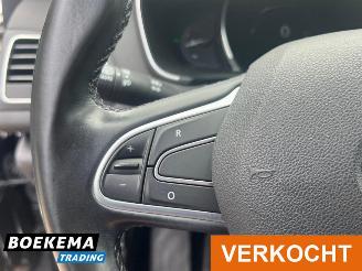Renault Mégane Estate 1.3 TCe Bose Keyless Navigatie Climate Cruise Camera sfeerverl. picture 21