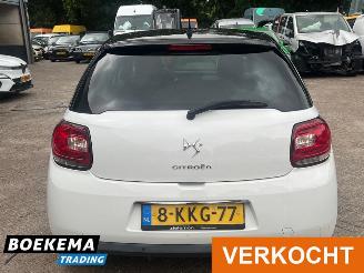 Citroën DS3 1.2 VTi So Chic Navigatie Climate Cruise PDC picture 10