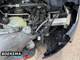 Renault Captur 1.2 TCe Helly Hansen Automaat Navigatie Climate Cruise Camera picture 13