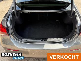 Mercedes A-klasse 180 Business Sol AMG Automaat Navigatie Climate Cruise NAP! picture 18