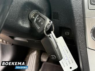Toyota Avensis wagon 1.8 VVTi Business Navigatie Harman Kardon Camera PDC Cruise picture 24