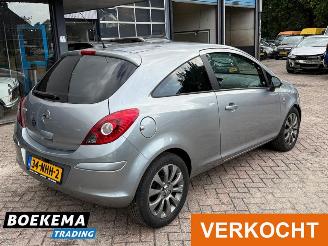 Opel Corsa 1.2-16V '111' Edition Automaat Airco Cruise picture 2