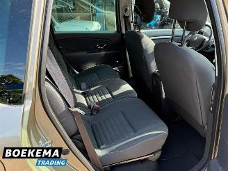 Renault Scenic 1.2 TCe 131PK Limited Navigatie Climate 6-Hand picture 17