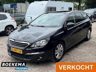 Peugeot 308 SW 1.6 HDI Executive Panorama Navi Climate Cruise PDC Trekhaak picture 4