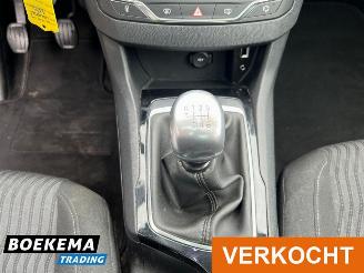 Peugeot 308 SW 1.6 HDI Executive Panorama Navi Climate Cruise PDC Trekhaak picture 25