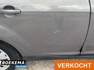 Ford Focus Wagon 1.6 TI-VCT Automaat Climate Stoelverwarming PDC picture 10