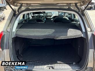 Peugeot 2008 1.2 PureTech Automaat Glazen dak Navi Airco Cruise picture 13