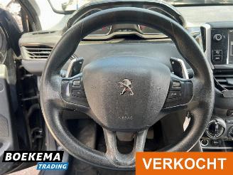 Peugeot 208 1.2 e-VTi Automaat Cruise Airco picture 22