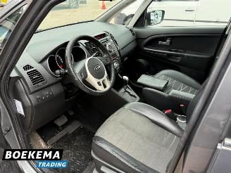 Kia Venga 1.6 CVVT X-ecutive Aut. Glazen dak Climate Cruise PDC picture 11