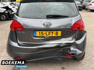 Kia Venga 1.6 CVVT X-ecutive Aut. Glazen dak Climate Cruise PDC picture 6