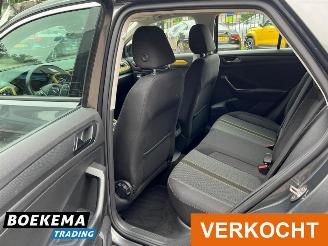Volkswagen T-Roc 1.0 TSI Style Led Navigatie Cruise PDC Stoelverw. picture 17