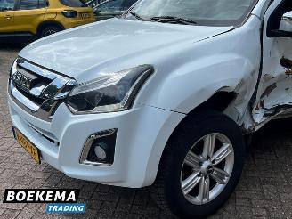 Isuzu D-Max 1.9 Extended Cab X-Country Automaat 4X4 3500KG Trekgewicht picture 8