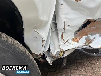 Isuzu D-Max 1.9 Extended Cab X-Country Automaat 4X4 3500KG Trekgewicht picture 13
