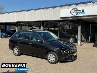 krockskadad bil auto Skoda Fabia Combi 1.2 12V Fresh Airco 2012/1