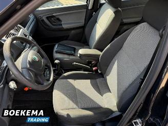 Skoda Fabia Combi 1.2 12V Fresh Airco picture 12