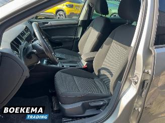 Volkswagen Golf 1.5 TSI Comfort Business DSG Navigatie PDC Climate Cruise picture 19
