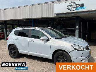 Coche accidentado Nissan Qashqai 2.0 Tekna Aut. Glazen dak Bose Leder Climate Cruise PDC 2011/9