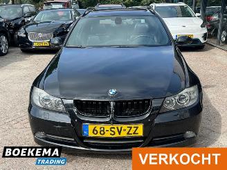 BMW 3-serie 325i High Exec. Pano Leder Xenon Navi Clima Cruise PDC picture 5