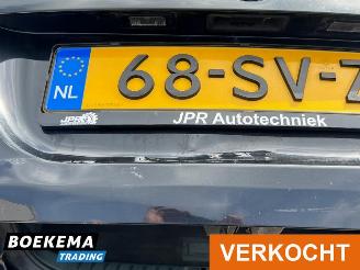 BMW 3-serie 325i High Exec. Pano Leder Xenon Navi Clima Cruise PDC picture 12