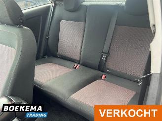 Opel Corsa 1.4 16V Sport Airco Glazen Dak picture 12