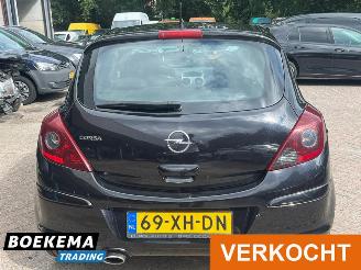 Opel Corsa 1.4 16V Sport Airco Glazen Dak picture 7