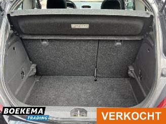 Opel Corsa 1.4 16V Sport Airco Glazen Dak picture 13