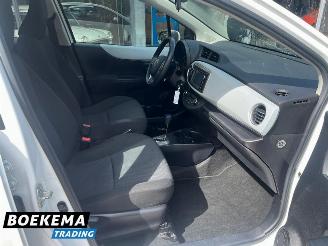 Toyota Yaris 1.5 Full Hybrid Aspiration Climate Cruise Navi Camera picture 23