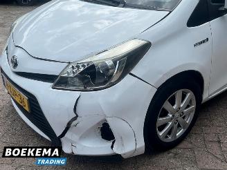 Toyota Yaris 1.5 Full Hybrid Aspiration Climate Cruise Navi Camera picture 7