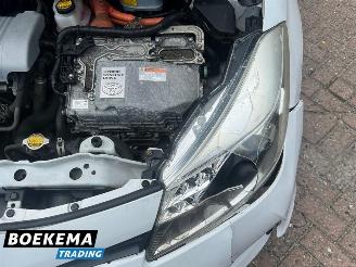 Toyota Yaris 1.5 Full Hybrid Aspiration Climate Cruise Navi Camera picture 11