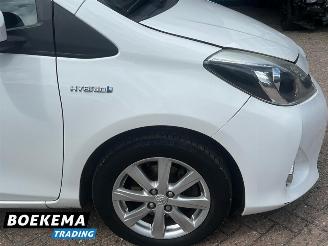 Toyota Yaris 1.5 Full Hybrid Aspiration Climate Cruise Navi Camera picture 9
