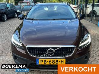 Volvo V-40 Cross Country 2.0 T3 Nordic+ Led Navi Climate Cruise Stoelverw. picture 15