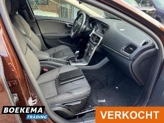 Volvo V-40 Cross Country 2.0 T3 Nordic+ Led Navi Climate Cruise Stoelverw. picture 21